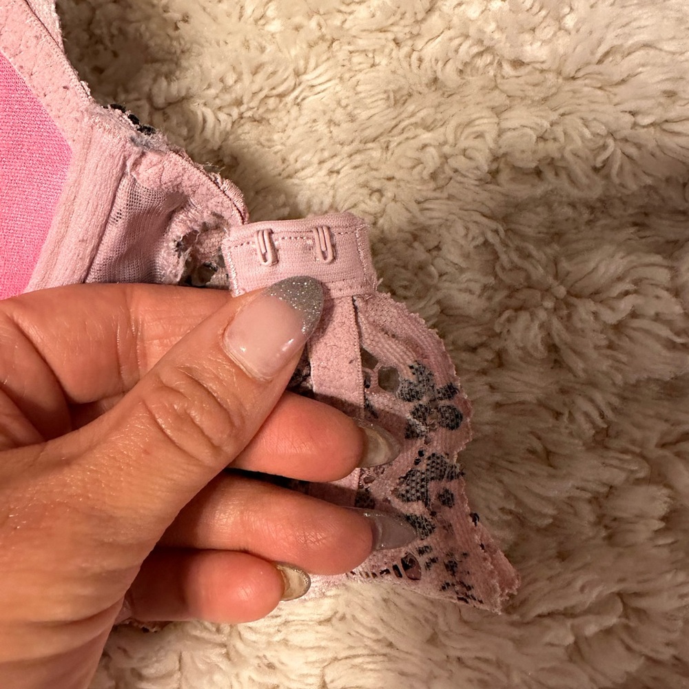 Assorted Pink apparel. - Picture 9 of 14